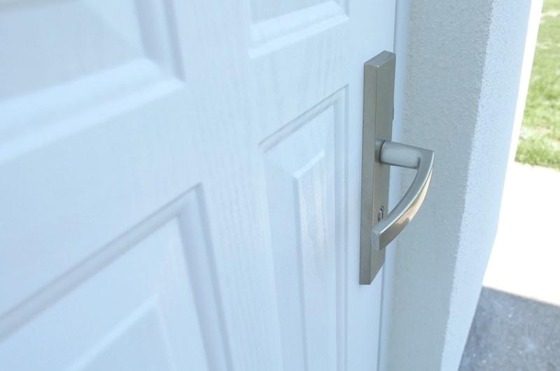 Przygotowanie drzwi do malowania