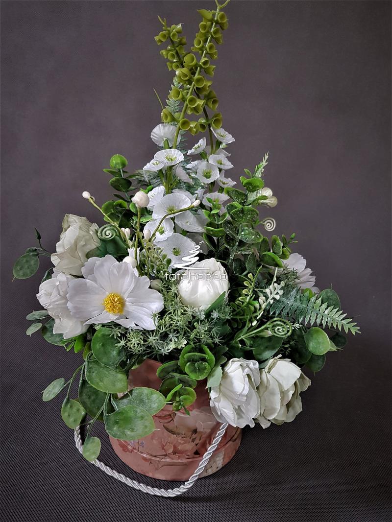 Kompozycje kwiatowe na cmentarz