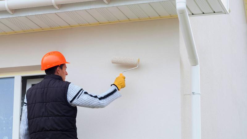 Malowanie tynku silikonowego