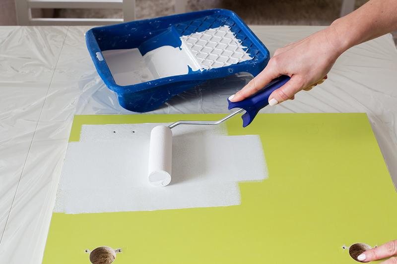 Perfekcyjne malowanie płyty wiorowej – kompleksowy poradnik, który musisz znać