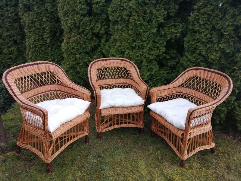 Jak skutecznie dbać o meble wiklinowe, aby służyły przez lata?