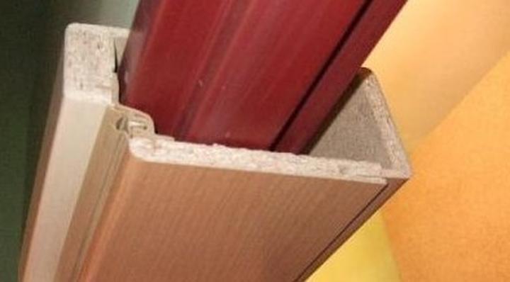 Praktyczne sposoby na zakrycie metalowych futryn – sprawdzone metody do wykorzystania w Twoim wnętrzu