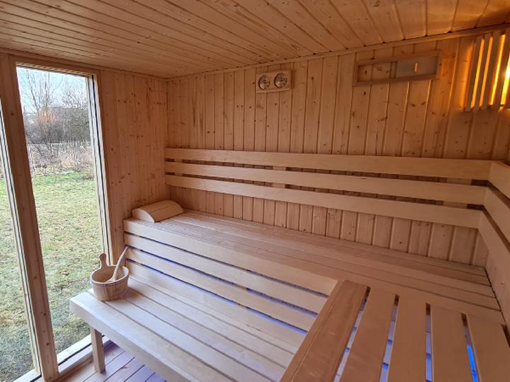 Przewodnik po malowaniu sauny: Jak i czym osiągnąć idealny efekt?