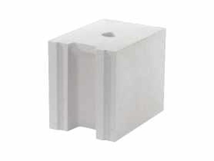 Kolory i faktury ścian w przedpokoju