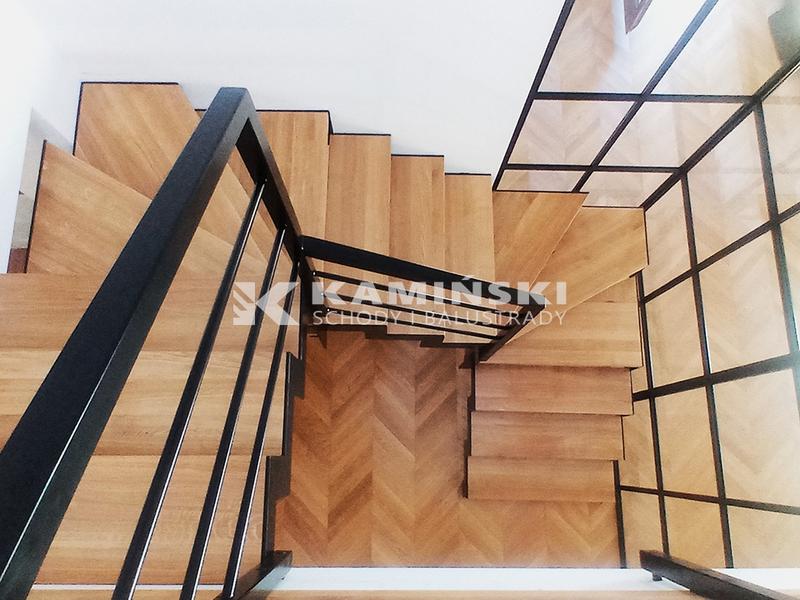 Malowanie wąskiej klatki schodowej