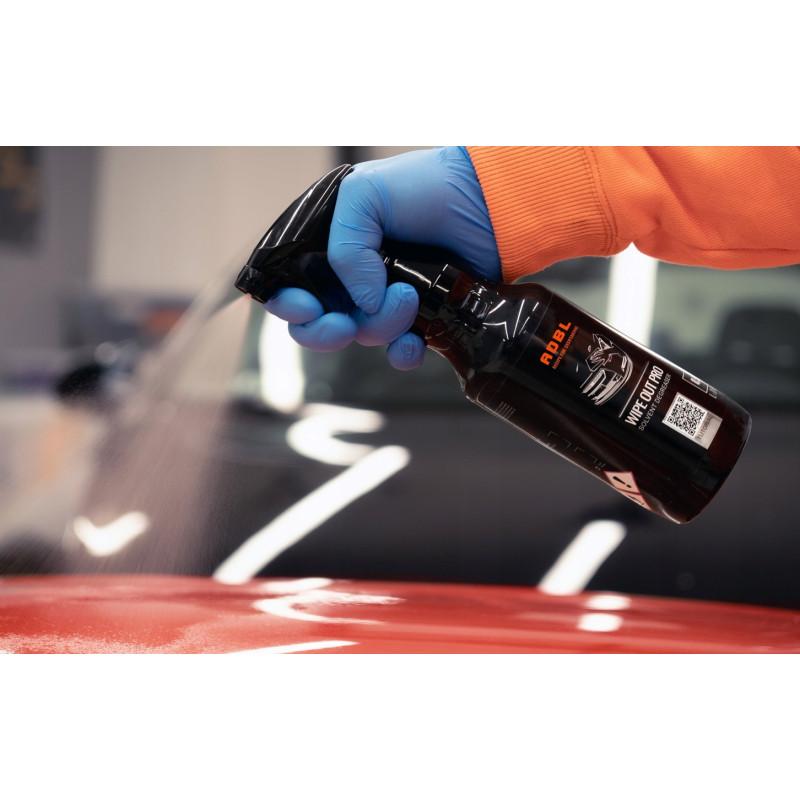 Odtłuszczanie lakieru przed malowaniem