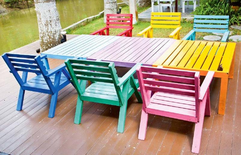 Przygotowanie mebli do malowania