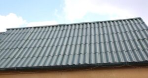 Jak skutecznie malować eternit i wybrać najlepsze materiały?