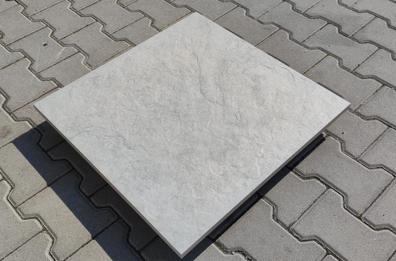 Jak skutecznie położyć płytki na tarasie, żeby nie odpadły – oto co musisz zrobić