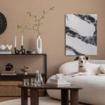 Idealne kolory ścian do szarych mebli w sypialni – stwórz przytulną przestrzeń