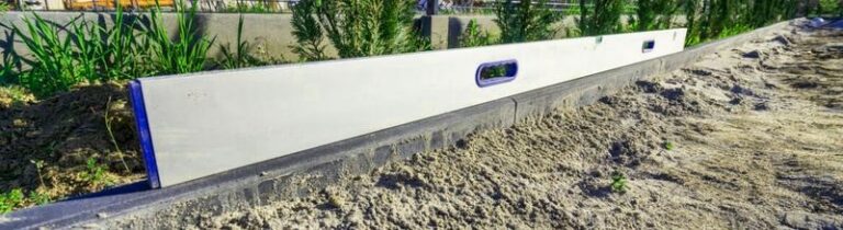 Jak skutecznie wypoziomować teren pod trawnik, aby uzyskać idealną murawę?