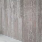 Co zamiast tapety w przedpokoju? 7 trwałych i stylowych wykończeń ścian